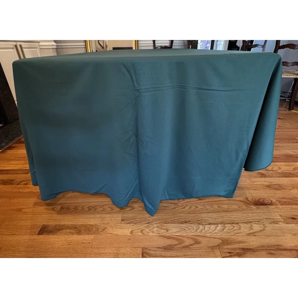 Lot of 5 High-End Tablecloths – 3 LogoSkirt Banquet + 2 Vintage‎ Highland  Golf